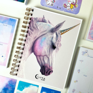 Zeszyt unicorn, jednorożec, kolorowe wnętrze